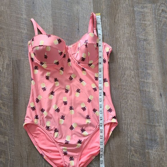 Kate Spade Women's Size S Cruise 2019 Pineapple One-Piece Swimsuit Pink - Picture 11 of 13